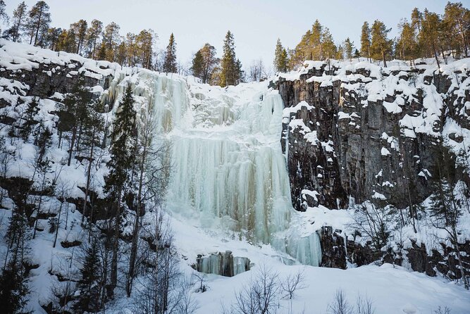 Rovaniemi - Visit to The Frozen Waterfalls of Korouoma - The Korouoma walk: what the trail is like in real winter terms