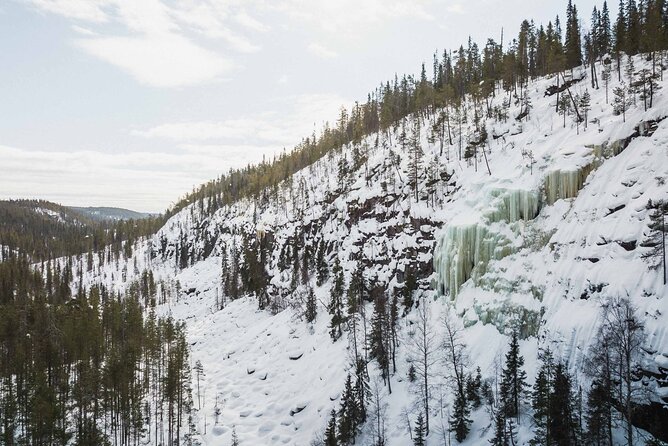 Rovaniemi - Visit to The Frozen Waterfalls of Korouoma - Warming breaks and a campfire BBQ that actually fuels you