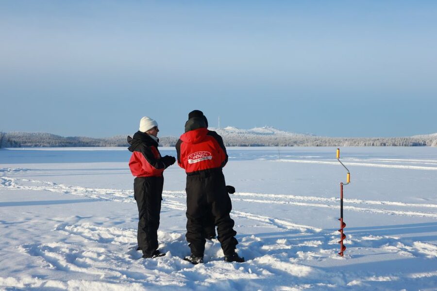 Ruka: Ice fishing trip - On the Ice: Snowshoes, Drilling the Hole, and Rod Basics