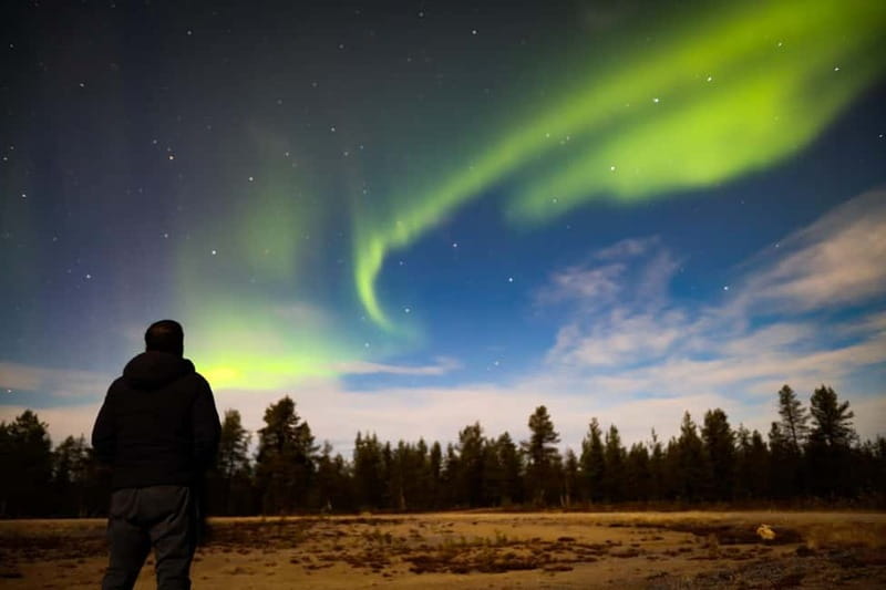 Saariselkä,Kakslauttanen: Aurora Hunting & Photography Tour. - Why hunting by car beats a snowmobile, especially with kids