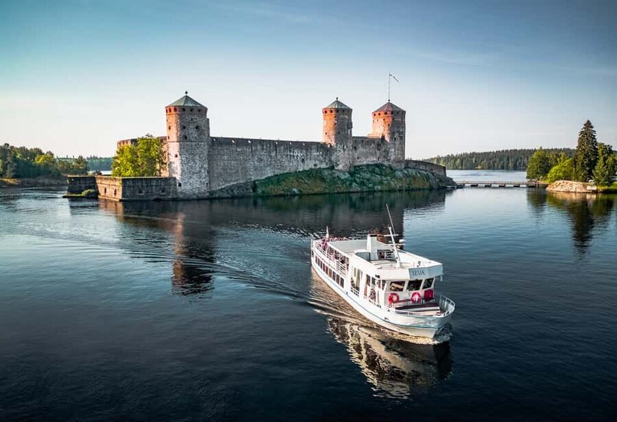 SIGHTSEEING CRUISE AROUND SAVONLINNA - Casino Islands and an old railway bridge you can actually see