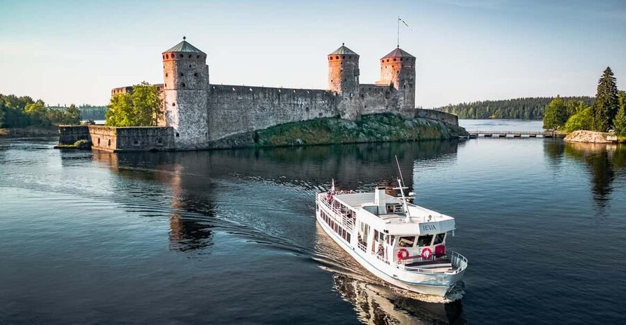 SIGHTSEEING CRUISE AROUND SAVONLINNA - What to pack and how to make the most of your seat