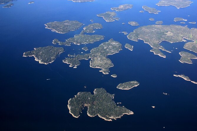 Sightseeing Helicopter Tour in Helsinki 45 Minutes - Old neighborhoods, Russian quarters, Hollywood filming history