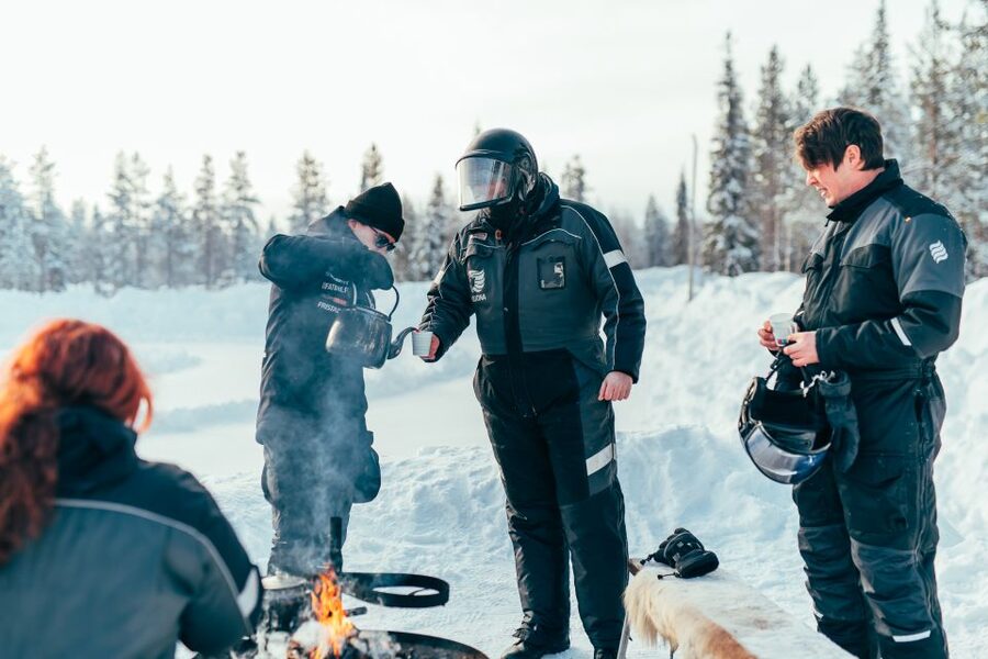 Sirkka: Levi Ice-Karting Experience with Optional Transfer - Cold-weather reality: how to prepare so your hands survive