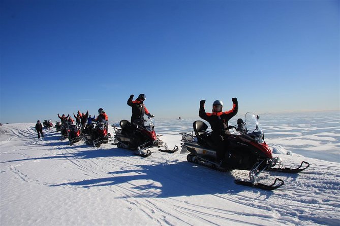 Snowmobile Safari in Helsinki Archipelago with Lunch - From Senate Square to Snowmobile Base: How the Day Starts Right
