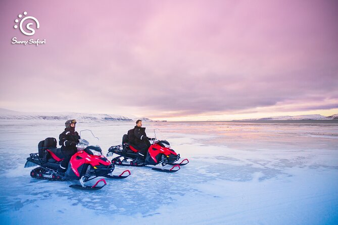Snowmobile Safari into Arctic Wilderness - Key moments that matter