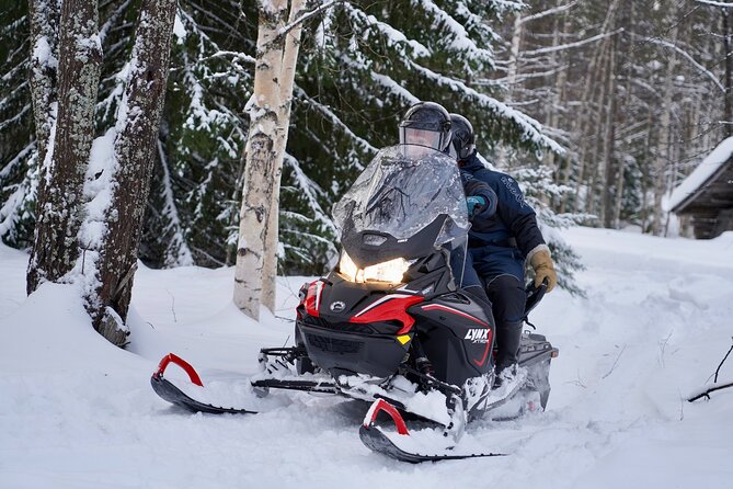 Snowmobile Safari to the Wilderness - Rovaniemi snowmobile safari basics: timing, group size, and the essentials