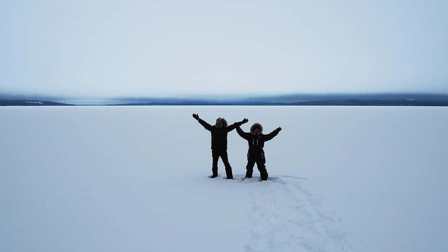 Snowshoe experience with traditional beverages in Lapland - Forest or Frozen Lake: Two Ways to See Lapland in Winter