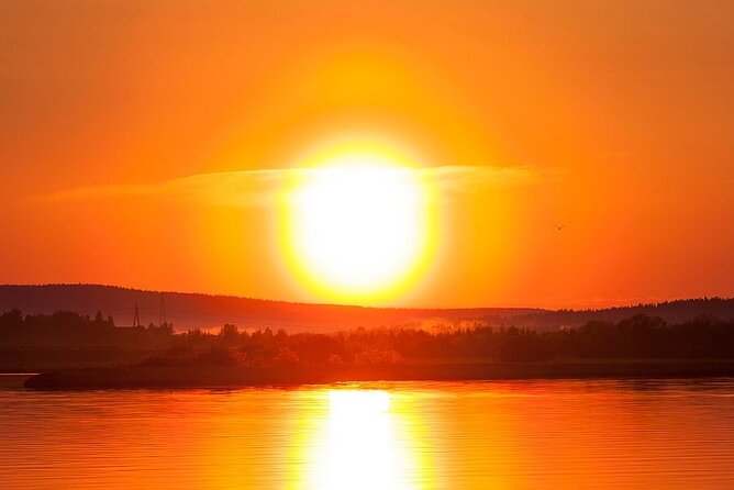 Sunset at the Arctic Circle - Lapland Welcome, then straight into the quiet