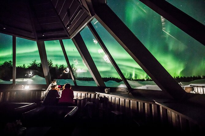 Visiting package: Guided Tour at Arctic Snow Hotel - Glass Igloos stop: what to expect without overpromising