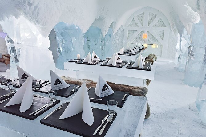 Visiting package: Guided Tour at Arctic Snow Hotel - Ice Bar included access: how to use the free time wisely