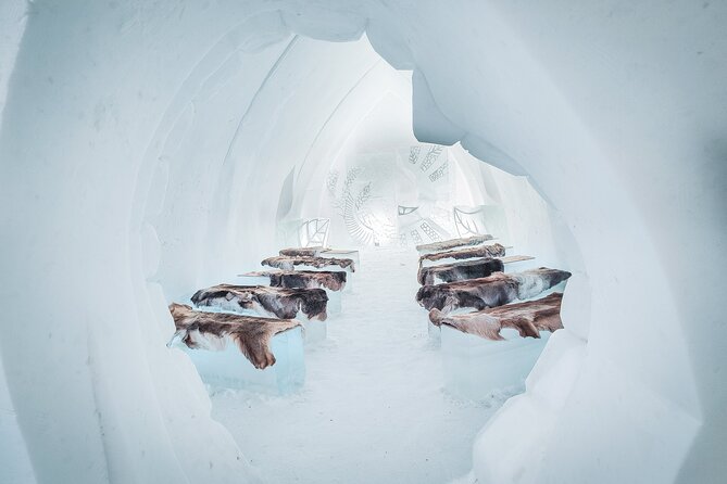 Visiting package: Guided Tour at Arctic Snow Hotel - What can feel frustrating: crowding, group flow, and tight schedules