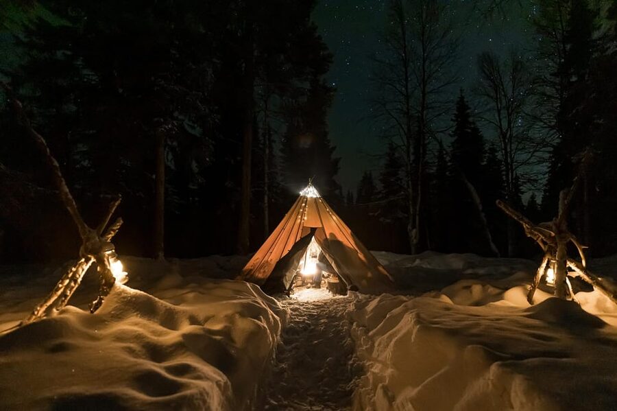 Ylläs: Fireside tasting in a traditional lavvo - Why a Ylläs lavvo tasting feels personal fast