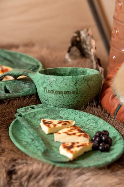 Ylläs: Fireside tasting in a traditional lavvo - The tasting lineup: pancakes, smoked reindeer, cloudberries, and squeaky cheese