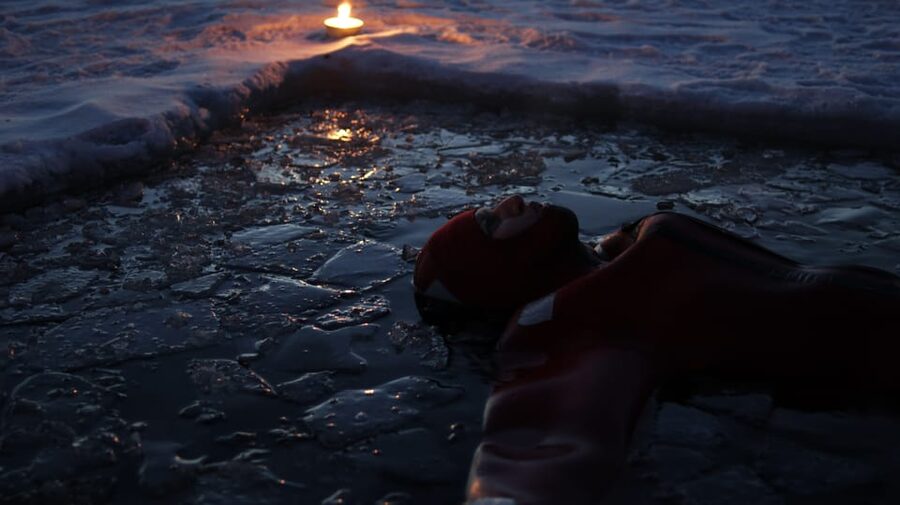 Ylläs: Northern Lights Ice-Floating Experience with Transfer - Why Ice-Floating Feels Different Than Everything Else in Lapland