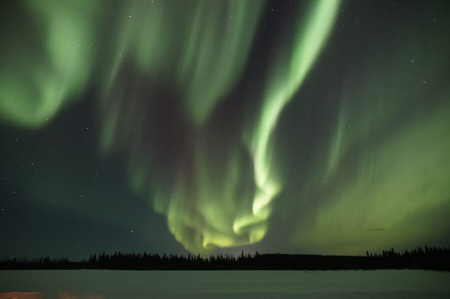 Ylläs: Northern Lights Ice-Floating Experience with Transfer - Floating in a Frozen Lake: What You Actually Do