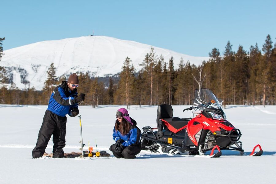Ylläs: Snowmobile Adventure with Ice Fishing - Snowmobile Safety and Comfort, the Stuff That Makes or Breaks the Day