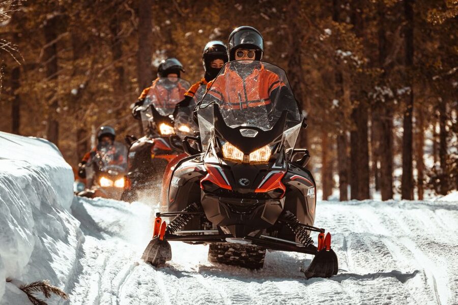 Ylläs: Snowmobiling ABC - Safety and snowmobile basics: what you should expect in the first phase