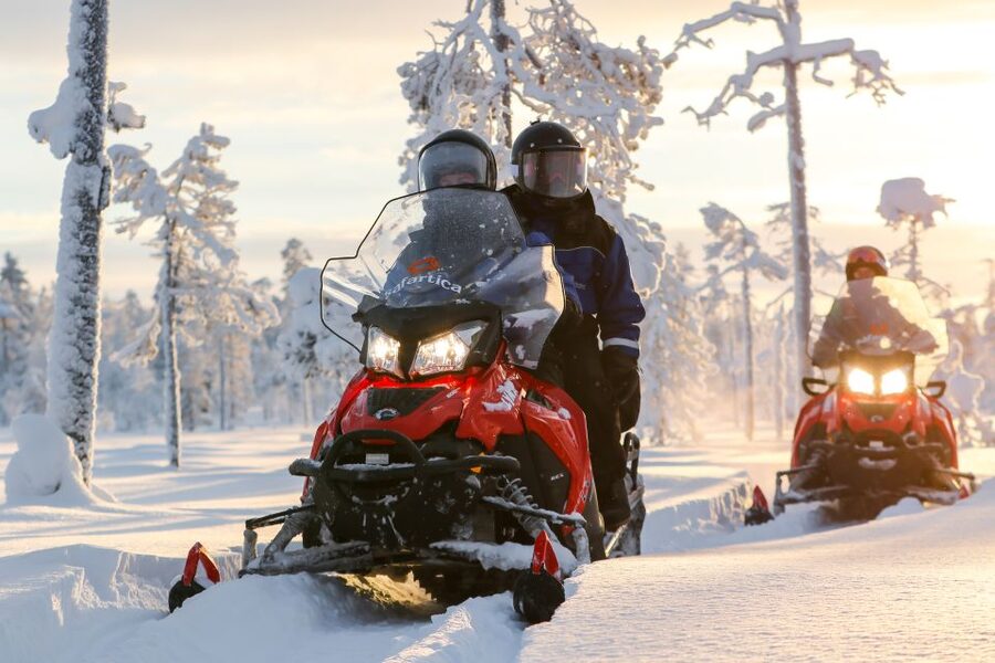 Ylläs: Snowmobiling ABC - Transfers, timing, and total time: what 2 hours really means on snow